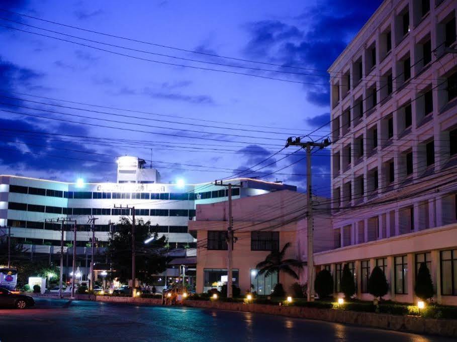 Ayutthaya Grand Hotel Екстер'єр фото